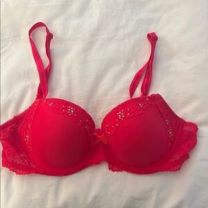 Victoria's Secret Dream Angels Red Lace Embellished Bra